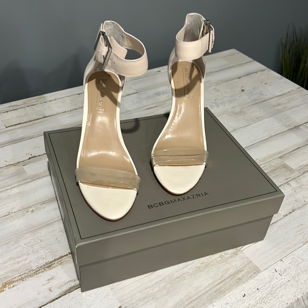 BCBG Maxazria Wedges Size 8.5